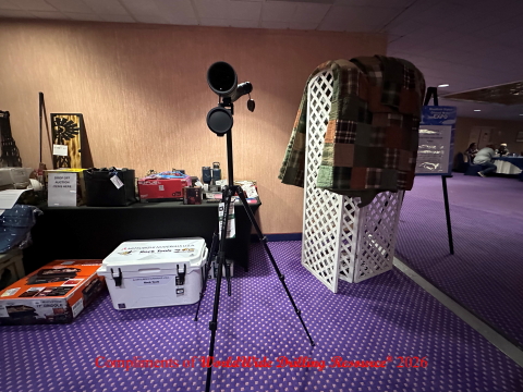 Tripod auction.jpg